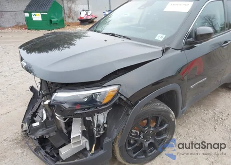 2022 Jeep Compass Latitude Lux 4X4 z USA, uszkodzony, nr VIN 3C4NJDFB2NT128575